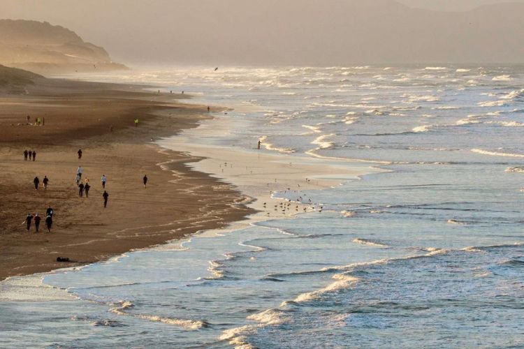 LocherDo-New-Years-Day-Ocean-Beach-photo18x22