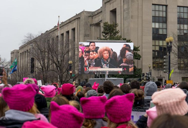 HauserJe_Icon_WomensMarchDC_Photo_16x20