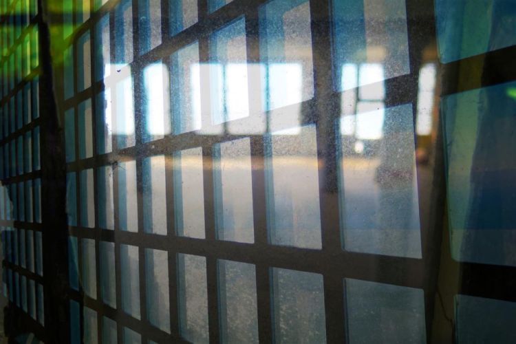 HoefgenJi-WINDOWS-IN-ALCATRAZ_PhotoArt_14x18