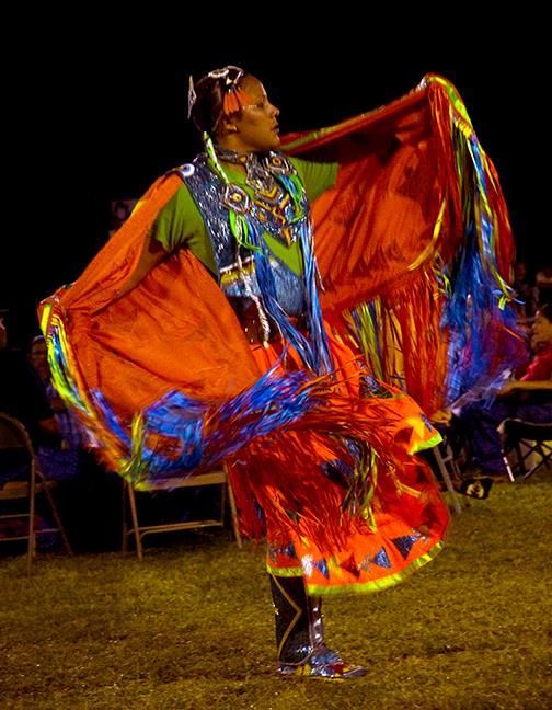 LandisBa-Fancy-shawl-dancer_Photo_9x7