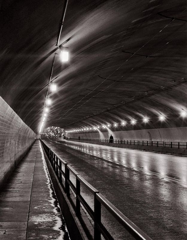 1_McGarrahDa-Tunnel-Walk_1
