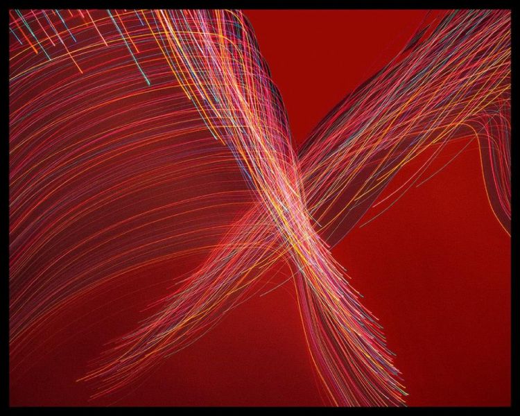 LandisBa-Xred-lines-abstract_Photo_12x15