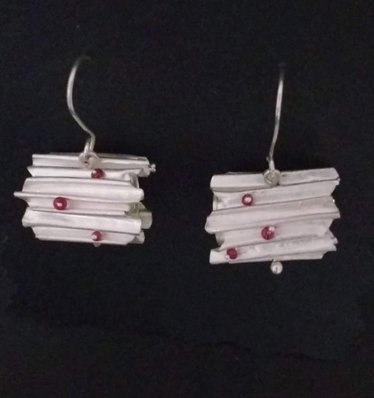 NgJe-Silver-Ruby-Earrings_1