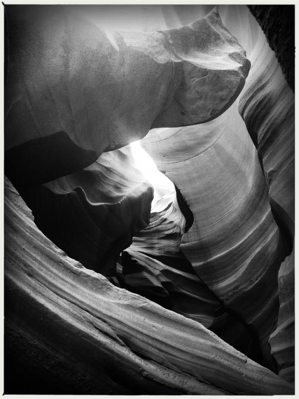 MooreSt-Reflections-inside-Antelope-Canyon-2-220528212747_1