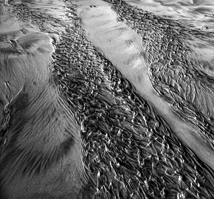 Mandelartz-CohenMa-At-the-Beach-240625163629_1