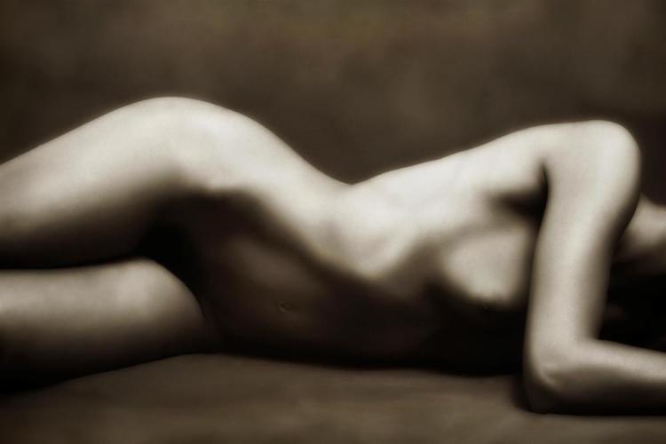 BorrelliPa-Reclining-241031121407_1