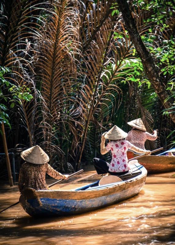 SmithKi-Ladies-of-the-Mekong-260128104455_1