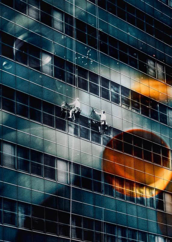 SmithKi-Windows-on-Other-Worlds-260222105703_1