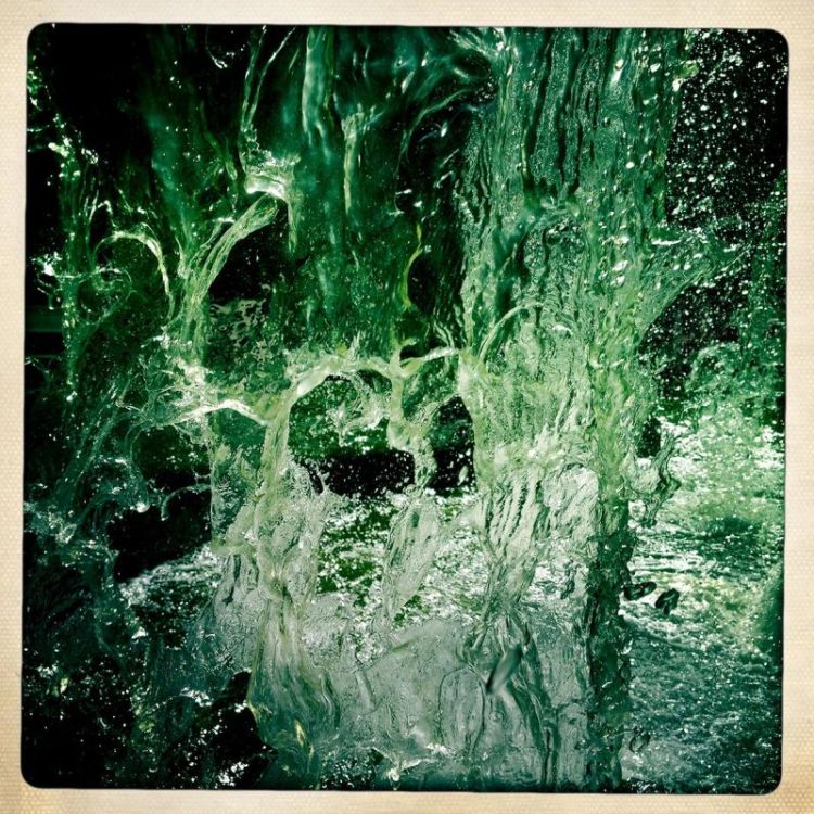 MerrellSu-Water-Falling_PA15x15