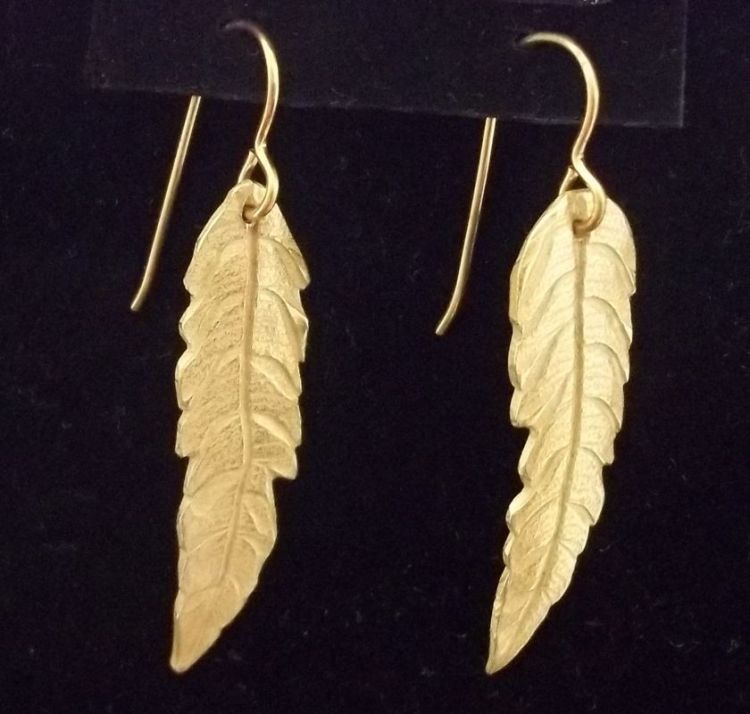 Catalina Ironwood Tree Leaf earrings_jlry71