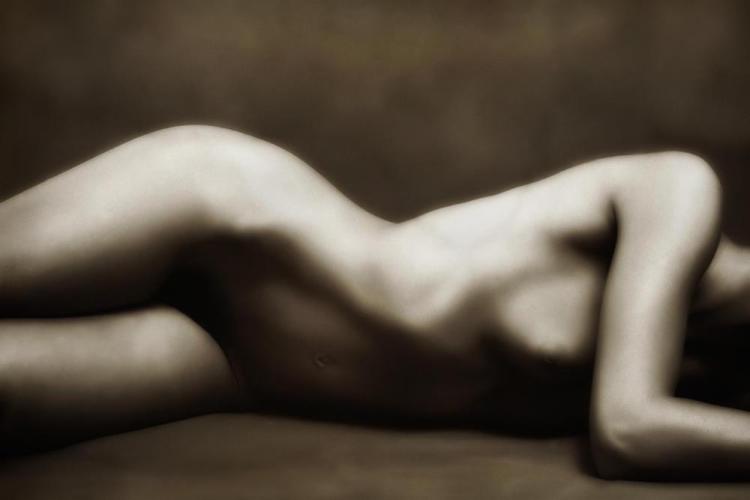 BorrelliPa-Reclining-Nude_Photo_22x28