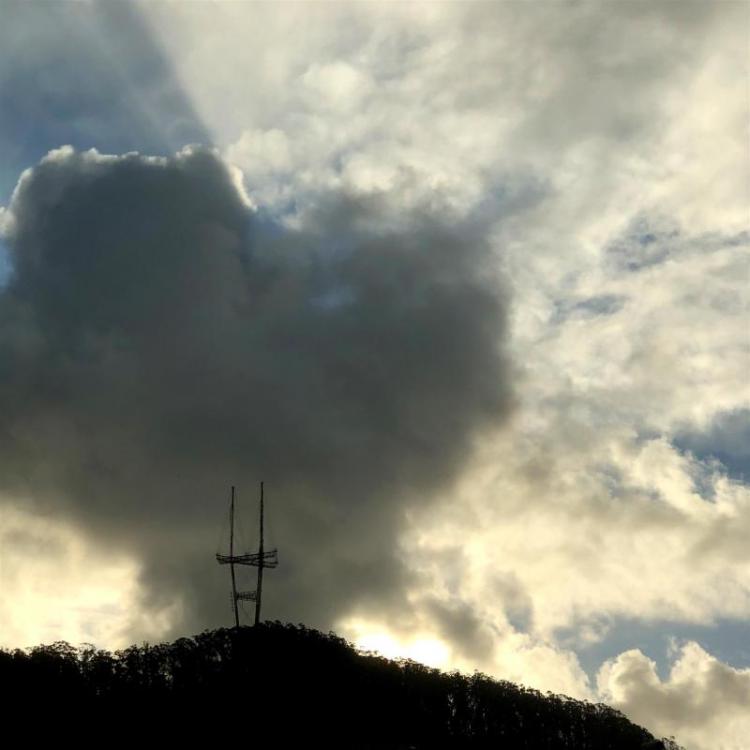 TahtinenRo-Dark-clouds-become-heavens-flowers-when-kissed-by-light-Rabindranath-Tagore_Photo_18x18